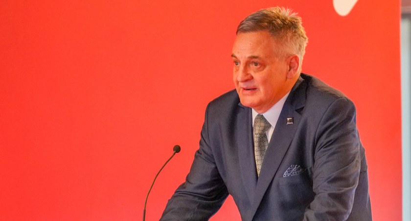 Radny Marek Tyszkiewicz wysłał list do białostockich szkół, w którym przeprasza radną Agnieszkę Rzeszewską