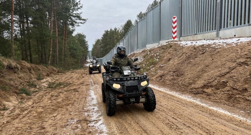 Straż Graniczna zatrzymała ponad 90 nielegalnych migrantów z czego 78 w województwie podlaskim
