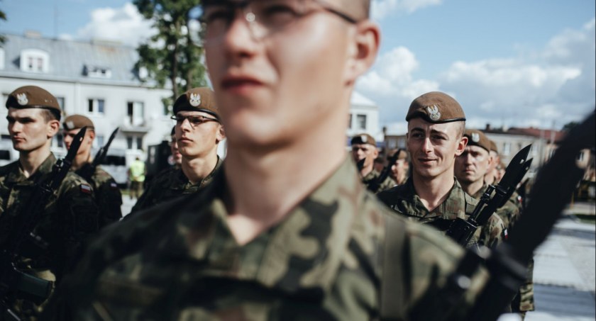Przysięga w Ciechanowcu. Będzie orkiestra, pokaz musztry i grochówka