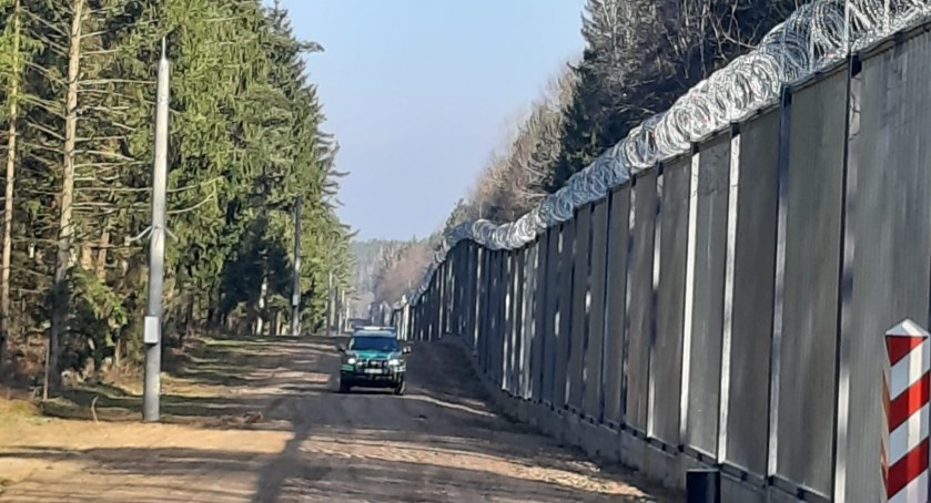 Przez weekend do Polski usiłowało się wedrzeć prawie 300 cudzoziemców