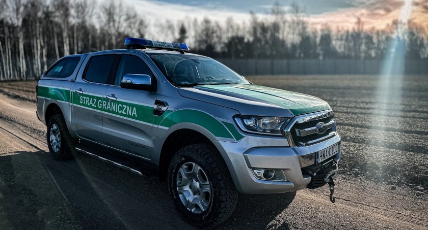 Prawie 120 nielegalnych migrantów usiłowało wedrzeć się do Polski. Wszyscy zostali zatrzymani