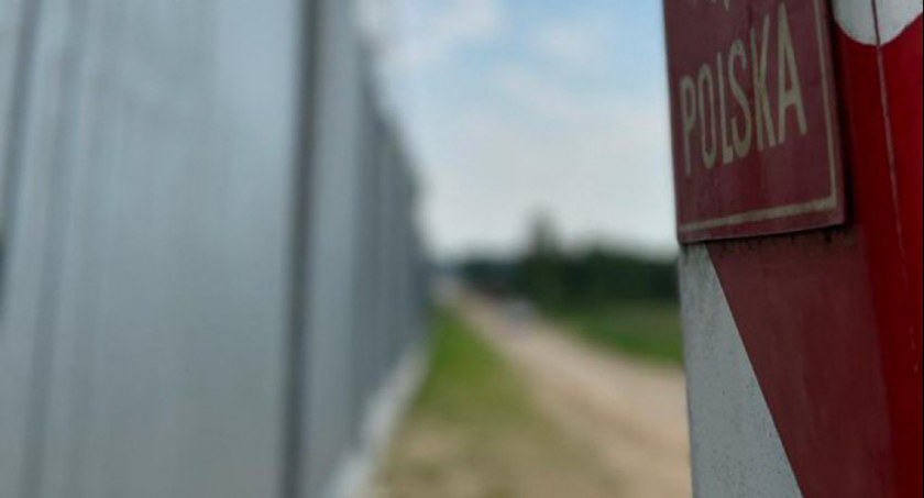 Cudzoziemcy znajdujący się na Białorusi nie chcą do Polski. Na widok polskich służb sami wycofują się z powrotem