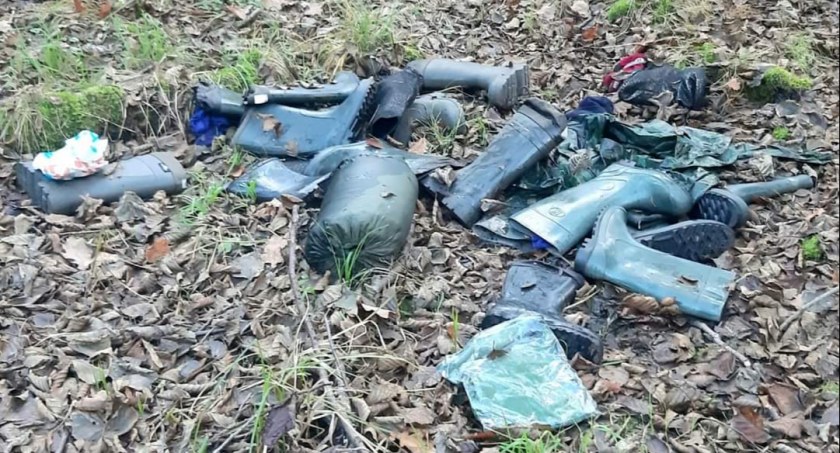 Przekraczają granicę nielegalnie, przebierają się, udają turystów i zostawiają śmieci