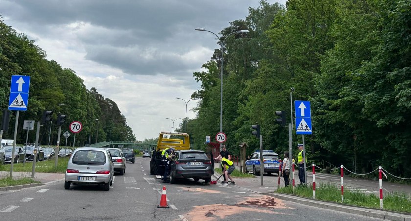 Jedna osoba ranna po wypadku na Zwierzynieckiej. Nieustąpienie pierwszeństwa: BMW uderzyło w Toyotę