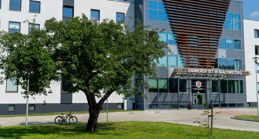 Kilka tysięcy miejsc czeka na nowych studentów białostockiego uniwersytetu