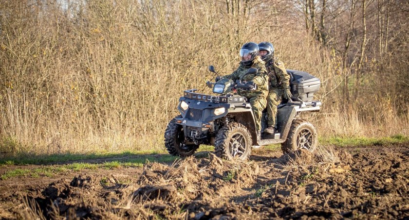 Cudzoziemcy z Białorusi nie szukają w Polsce pomocy. Sami wycofują się na Białoruś na widok polskich patroli