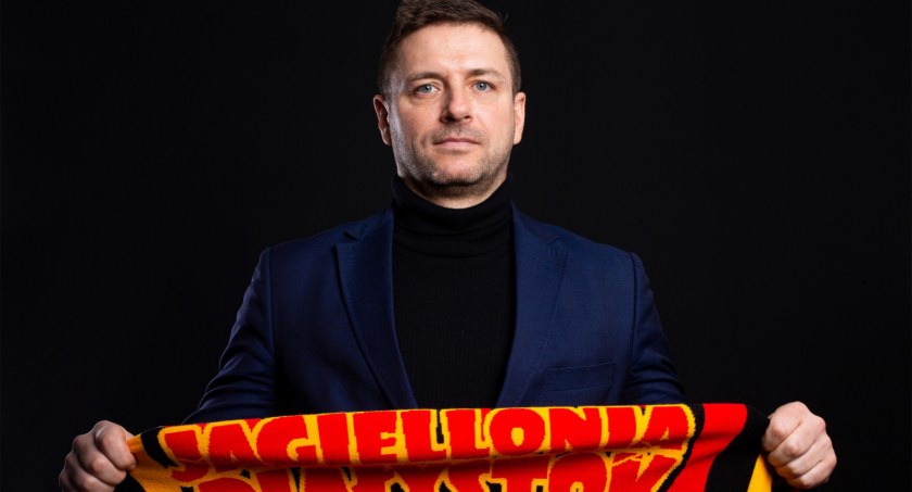 Jagiellonia będzie grała na Słonecznej. Ale skompromitowała się rada nadzorcza i Tadeusz Truskolaski. Z twarzą wyszedł tylko prezes Pertkiewicz