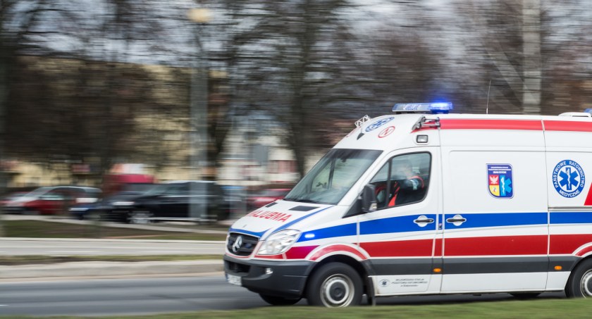 Potrącenie na Sikorskiego. Chłopiec przechodził przez przejście dla pieszych
