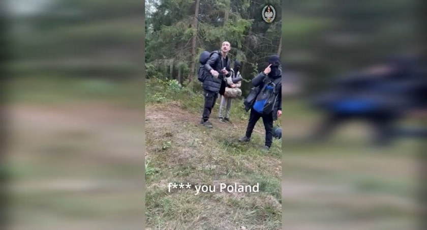 Aktywiści spod granicy to widzieli? „Love Germany. Fuck Poland” – tak nielegalni migranci krzyczą do polskich służb