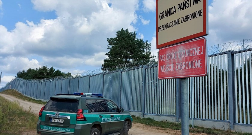 Próba uszkodzenia kamery, wypadek Ukraińca, kamienie. Taki był dzień przy białoruskiej granicy