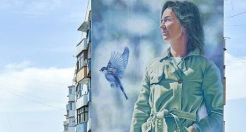 Rosjanie w Mariupolu zniszczyli ostatni ukraiński mural. Premier Finlandii apeluje do wolnego świata w sprawie agresji rosyjskiej