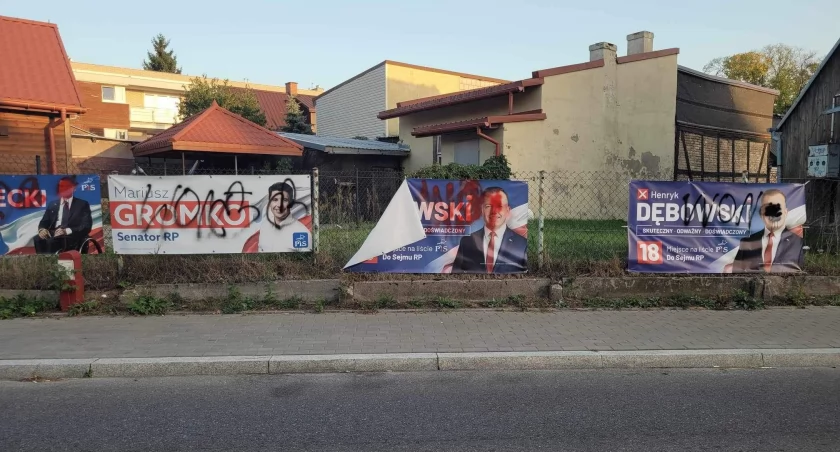 Wandalizm trzyma się nieźle. Przed wyborami prymitywnych zachowań przybywa