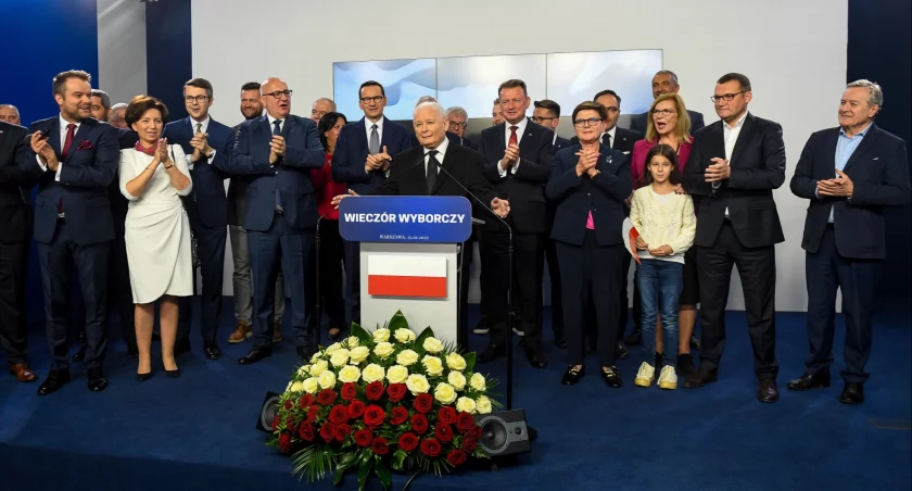 Nigdy wcześniej żadnej partii nie udało się wygrać wyborów trzy razy pod rząd