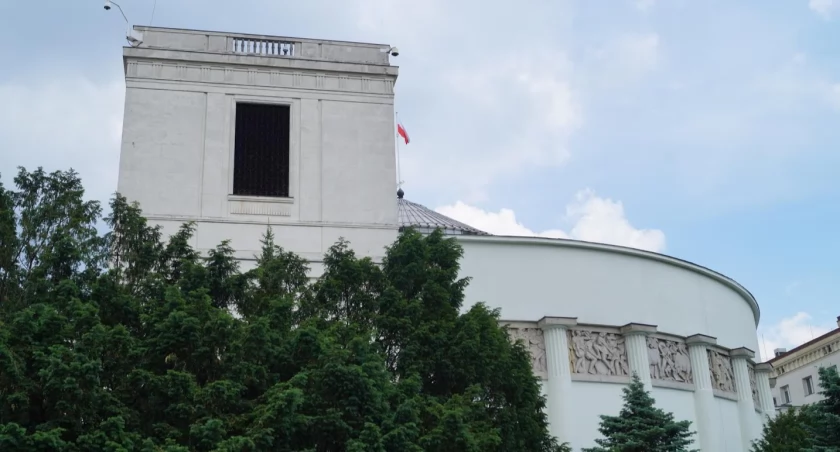 PiS może stracić jeden mandat do Senatu