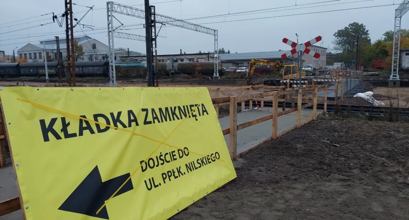 Od dziś w Łapach zamknięta będzie kładka. Wyznaczone będzie tymczasowe przejście przez torowisko