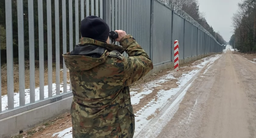Z Białorusi do Polski usiłowało się przedostać 7 nielegalnych migrantów. Wszyscy sami wycofali się na Białoruś