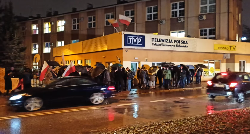 Poseł Zieliński domaga się informacji o działaniach ministra Sienkiewicza