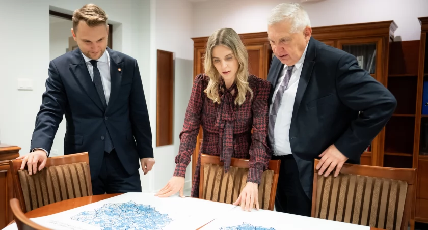 Dwóch Truskolaskich pojechało rozmawiać o pieniądzach z programu stworzonego przez rząd PiS