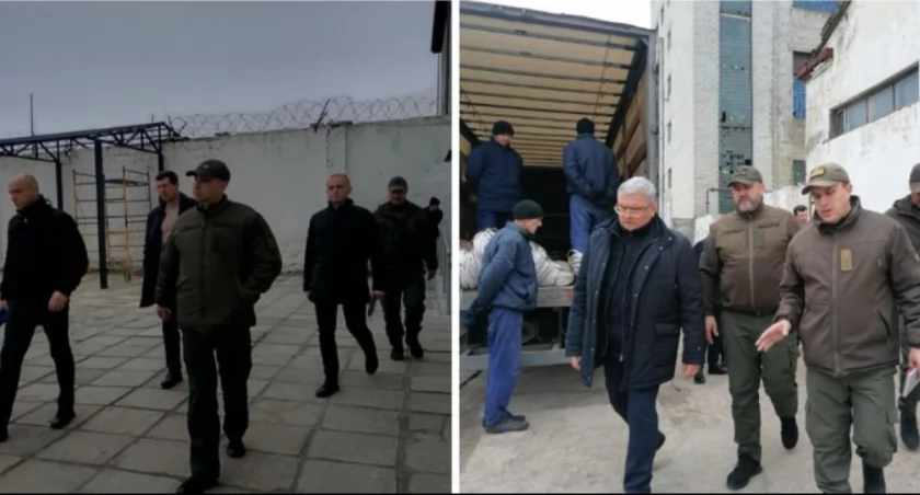 Prokuratorzy obwodu lwowskiego odwiedzili obóz, w którym przetrzymywanych jest 500 jeńców rosyjskich