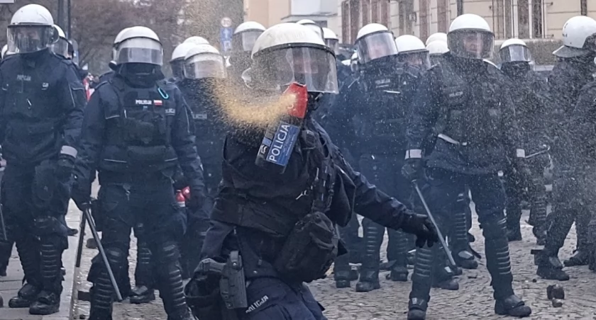 Dantejskie sceny na proteście rolników w Warszawie. Delegacja związkowców z Podlasia zszokowana zachowaniem Policji