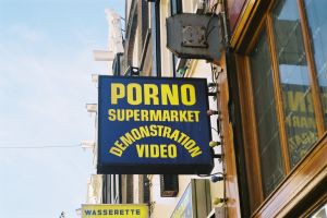 Wolisz porno od swojej dziewczyny?