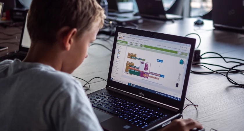 Masz dryg do programowania? Sprawdź swoich sił z tysiącami rówieśników!