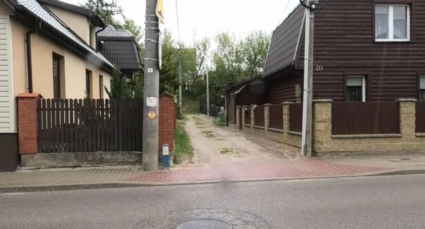 W tym przypadku zasadne jest pytanie: Czy białostockim urzędnikom sufit na głowę nie spadł?
