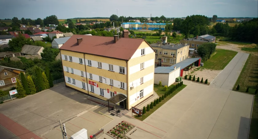 Dowoził wyborców do lokali. Walczył do końca. Jednak przegrał