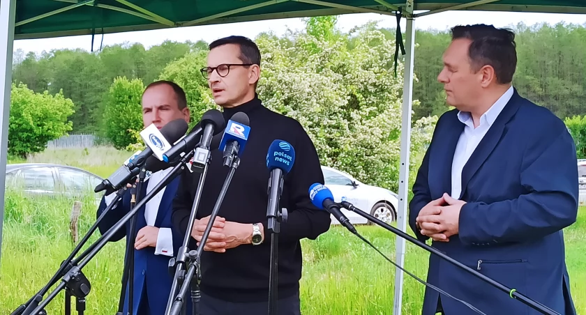 Koalicja Tuska usiłowała zablokować budowę zapory na granicy, ale to się nie udało