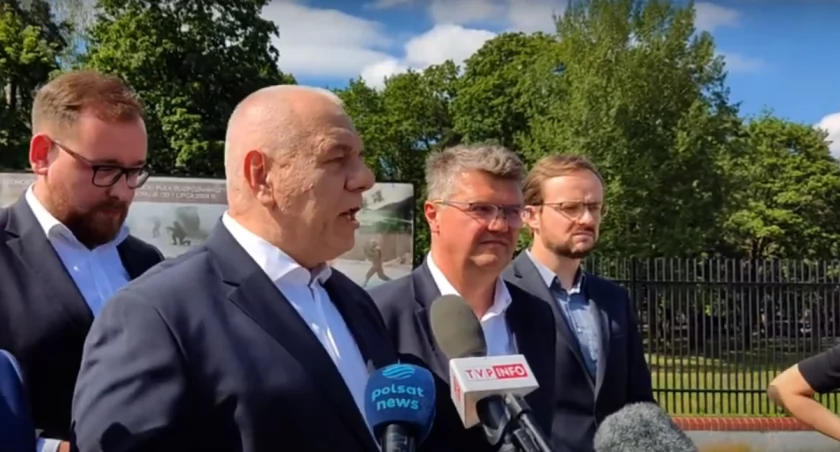 Sasin oburzony zarzutami wobec żołnierzy, którzy oddali strzały: Ten rząd musi odejść! [WIDEO]