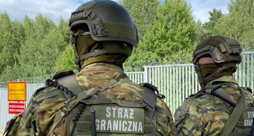 Tylko w czerwcu Straż Graniczna odnotowała ponad 1200 prób forsowania polskiej granicy. Migranci są niezmiennie agresywni