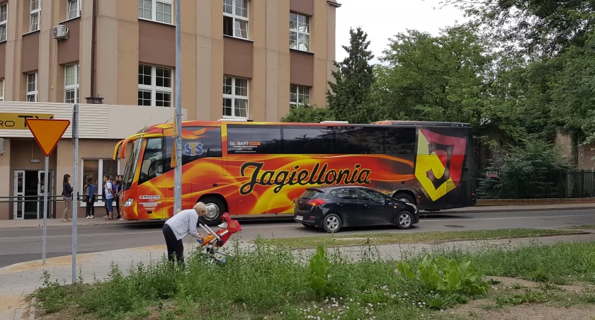 Jagiellonia wyjeżdża na zgrupowanie. Trzy nowe twarze u żółto-czerwonych 