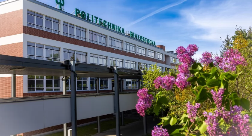 Erasmus+: Politechnika Białostocka otrzyma setki tysięcy euro na międzynarodowe projekty