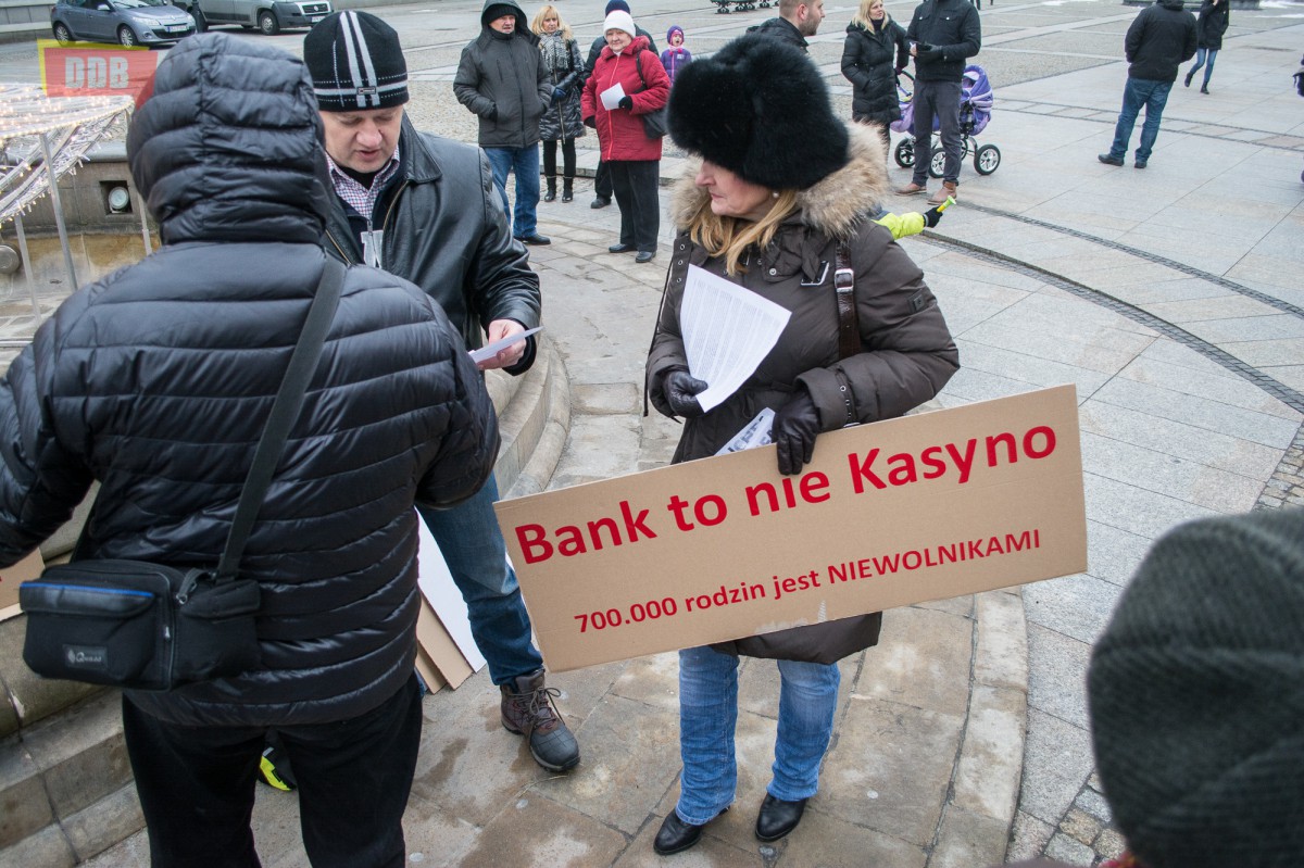 KNF liczy koszty prezydenckiego projektu ustawy o frankowiczach