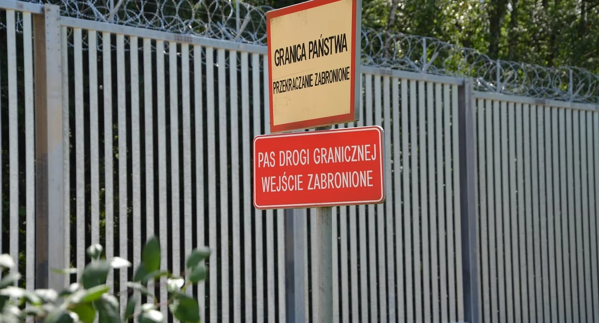 Strażnicy graniczni powstrzymali prawie 40 nielegalnych migrantów przed wdarciem się do Polski