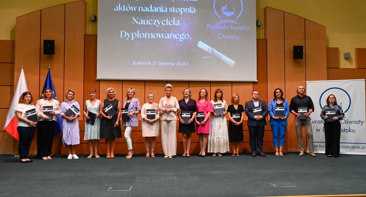 Ponad 130 białostockich nauczycieli otrzymało awanse