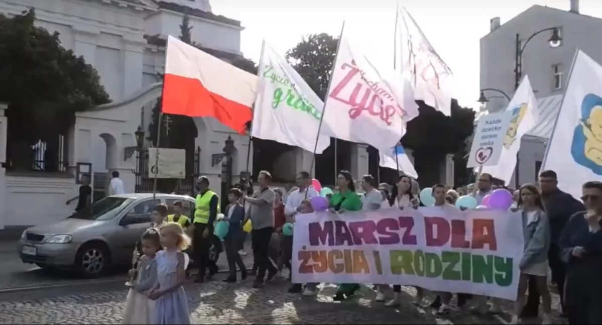 Tysiące ludzi przeszły w Marszu dla Życia. Późnej bawili się na festynie rodzinnym