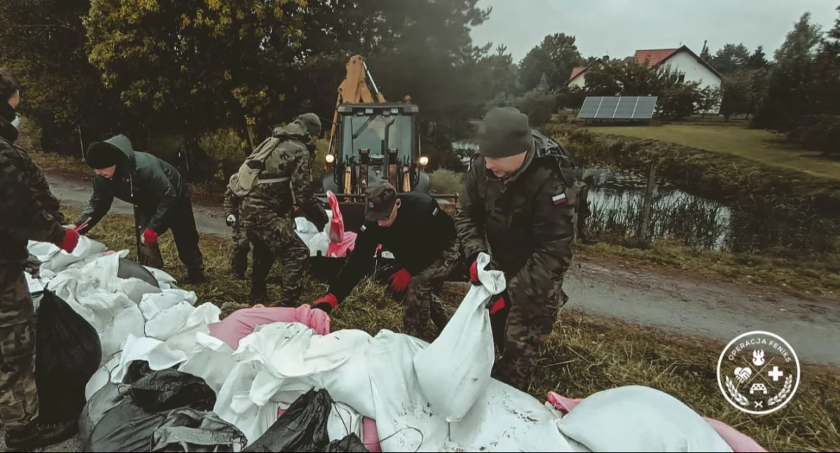 Sprzątanie po powodzi: podlascy terytorialsi wciąż pomagają na południu kraju