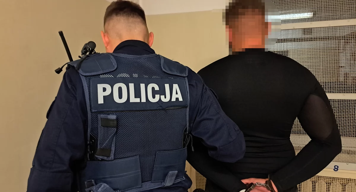 Ciąg dalszy niedzielnej bójki przed meczem Jagiellonii. Chuligan Legii usłyszał zarzut pobicia, jest wniosek o areszt
