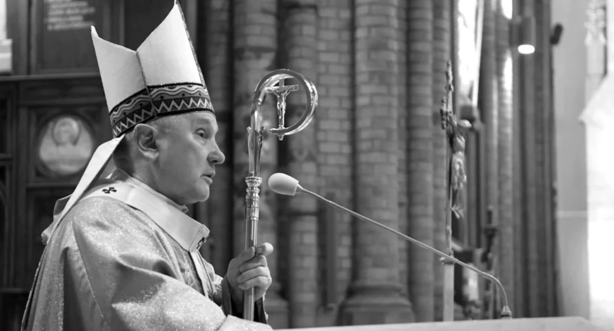 Znane są już szczegóły pogrzebu arcybiskupa Edwarda Ozorowskiego 