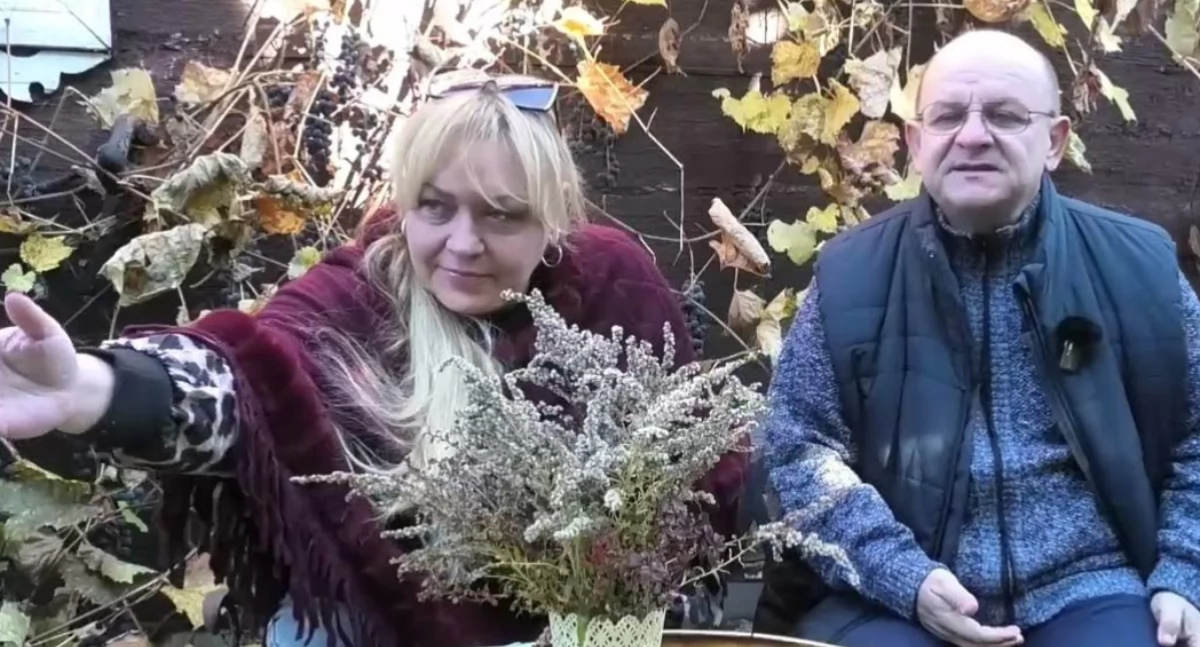 Rozmowy Nie(kontrollowane) - część trzynasta. Czyli pechowe latające kwiatki, lanie wody, gdzie chorować i dlaczego Agnieszce nie pracują nerki