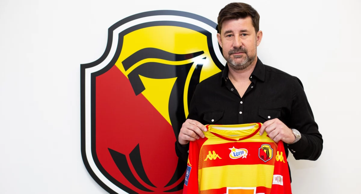 Jagiellonia z nowym prezesem i (na razie) z Masłowskim. Raków odprawiony z kwitkiem 