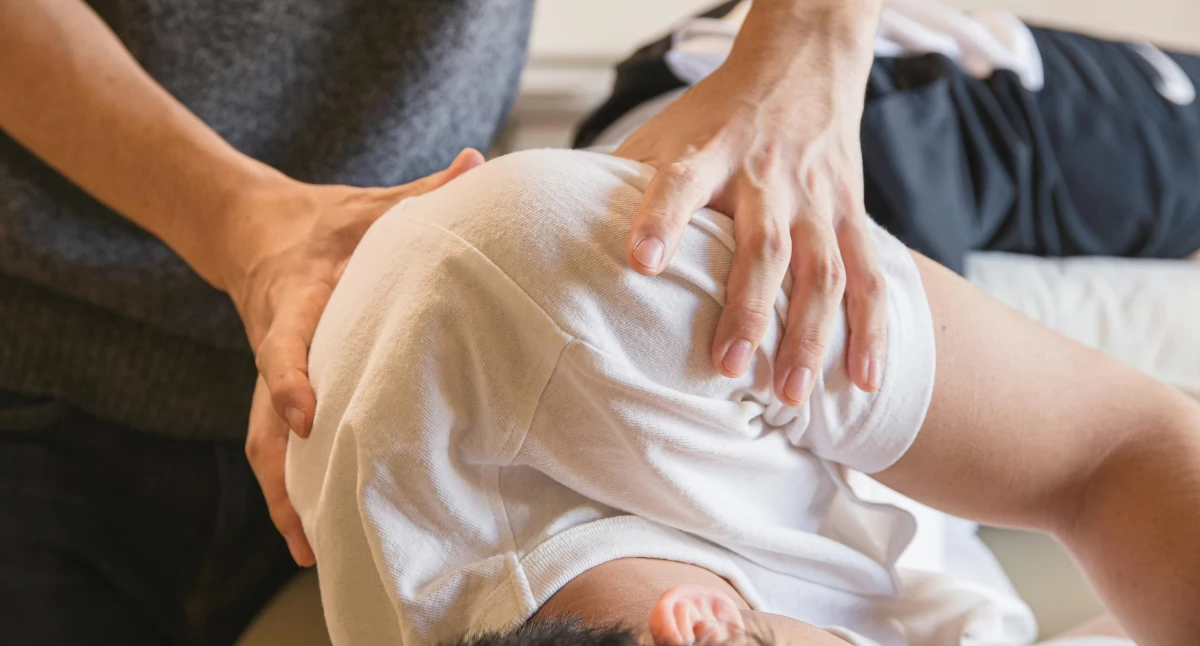 Rehabilitacja domowa: NFZ tłumaczy dostępność dla pacjentów