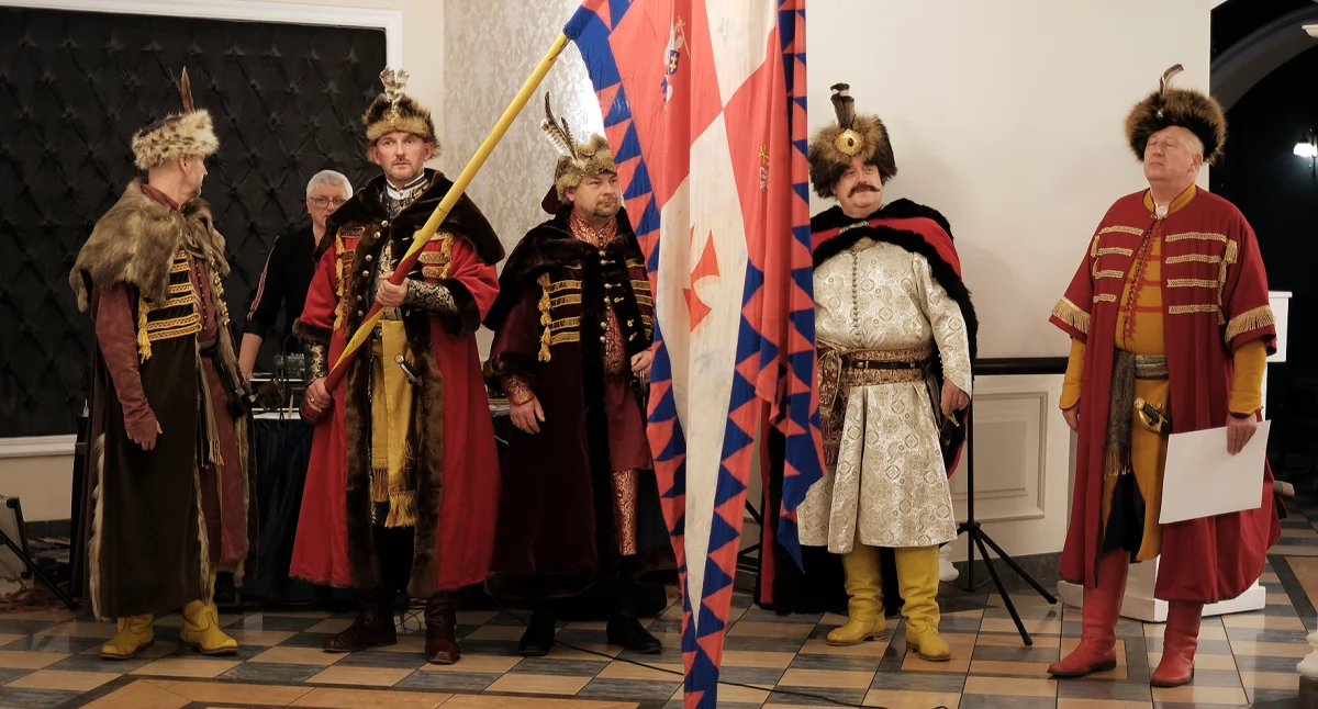 Husarze w deliach czyli Andrzejki po staropolsku 