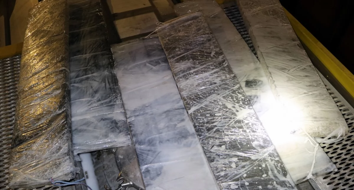 Tysiące papierosów zanurzonych w płynnej żywicy nie trafią do palaczy