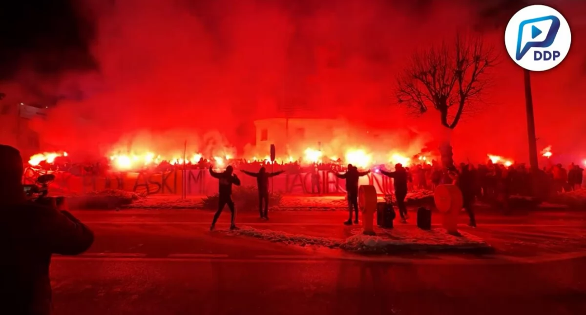 Racowisko kibiców Jagiellonii w Bielski Podlaskim