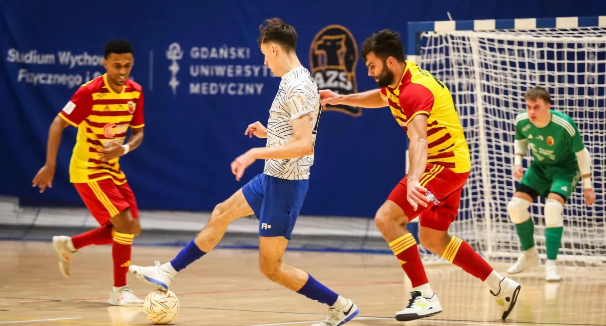 Futsal: Jaga wygrywa w Gdańsku, Futbalo zawodzi u siebie 