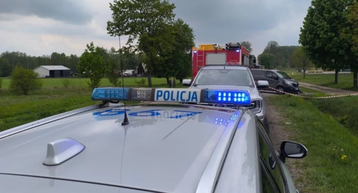 Groźny wypadek pod Drohiczynem. Motocyklista zabrany do szpitala, droga zablokowana!