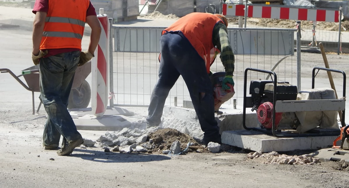 Drogi w Podlaskiem - przeszło 9 mln zł trafi do czterech powiatów. Jakie to będą inwestycje?