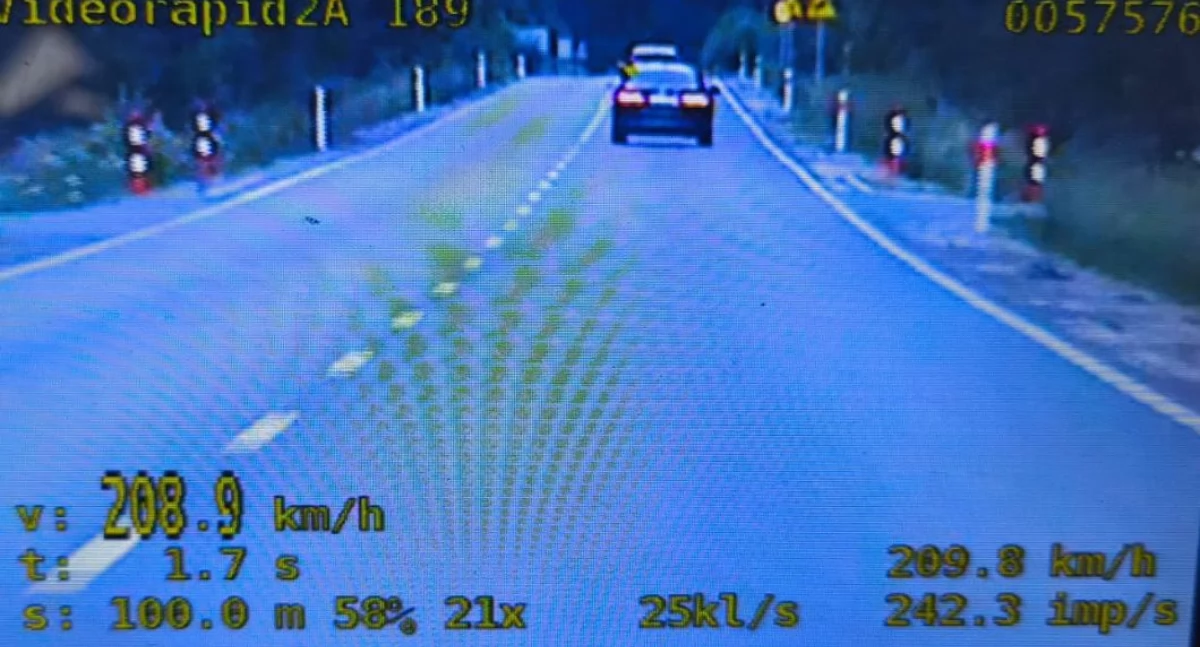 Pędził 208 km/h! Brawura kosztowała 19-latka prawo jazdy